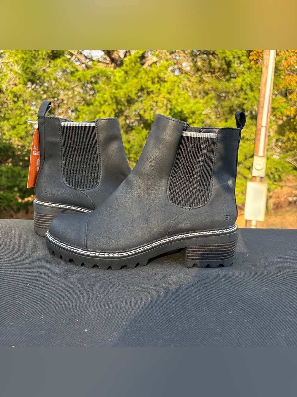 JBU by Jambu Reed Black Chelsea Boots Women 9.5 M Water Resistant Chunky Lug New